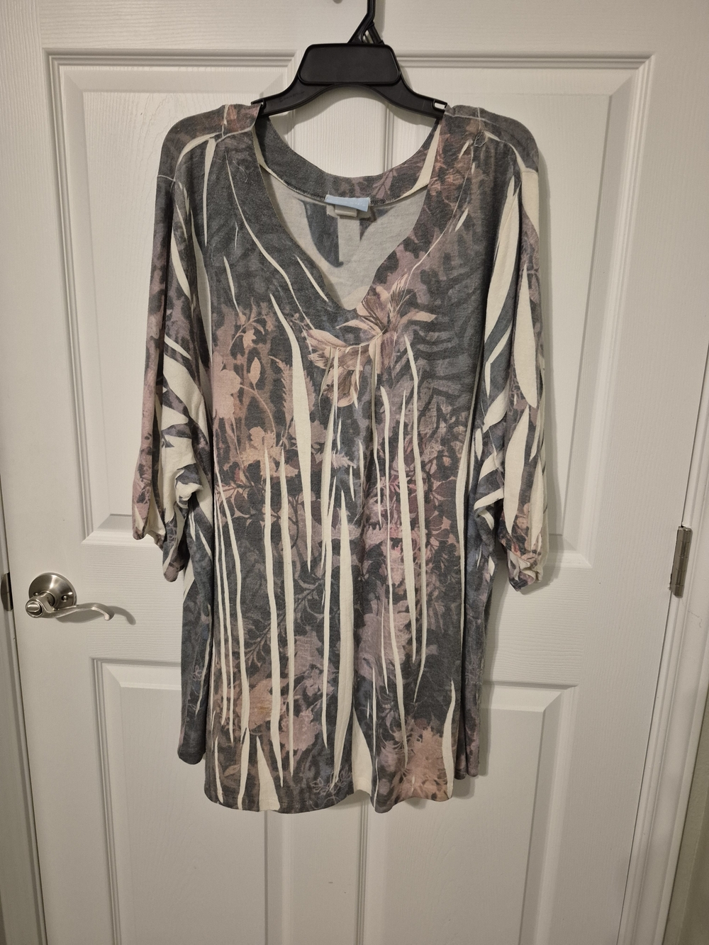 Liz & Me Pink and Gray V-Neck Floral Stripe Tunic Top